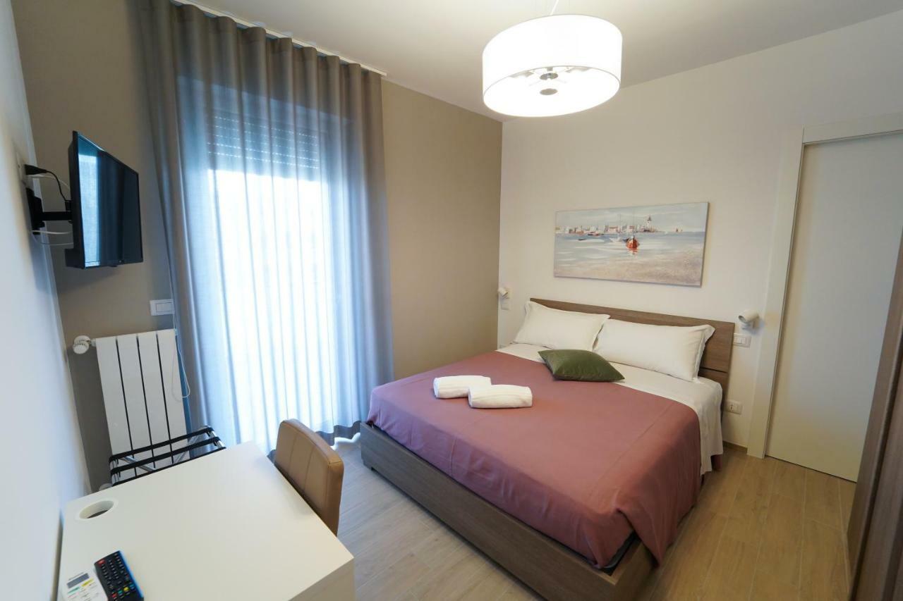 Bed and Breakfast Wojtyla Airport Bari Exterior foto